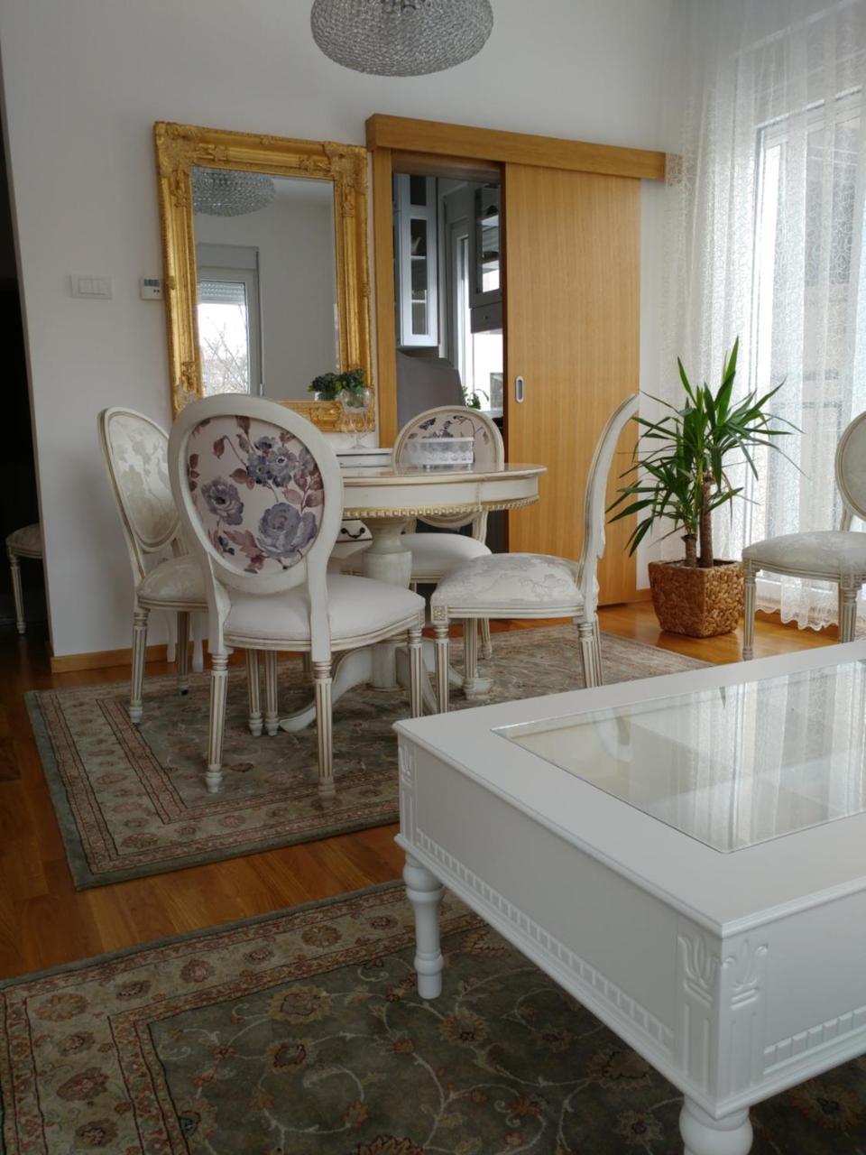 Jc10 Apartment 3 Bedroom, Free Parking, 73Sqm Novi Sad Ngoại thất bức ảnh